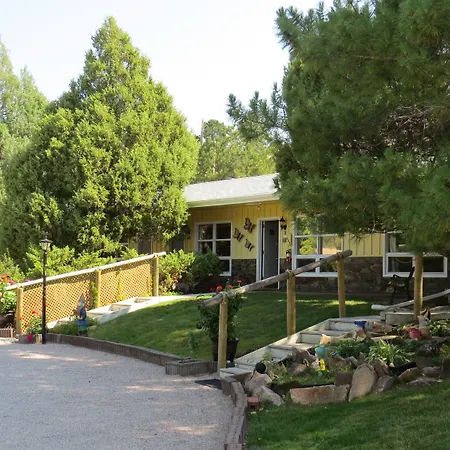The Pines Country Inn